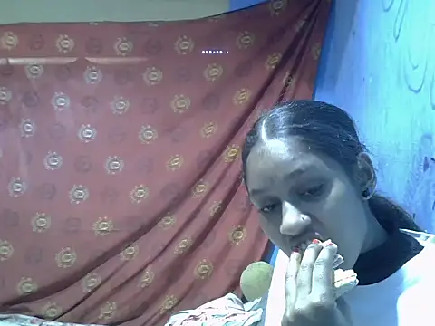 Snapshot of indianbeauty980 chatting on 07-25-26, 01:39 indianbeauty980 online show from 07-25-26, 01:39
