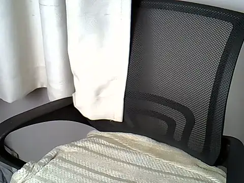 Sweetkerry45 online show from 07-12-26, 12:00