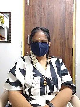 Snapshot of Tamil_white_beauty chatting on 07-16-26, 10:45 Tamil white beauty online show from 07-16-26, 10:45