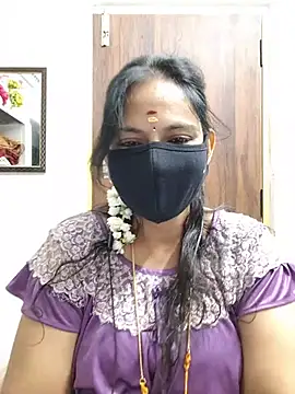 Snapshot of Tamil_white_beauty chatting on 07-09-26, 05:56 Tamil white beauty online show from 07-09-26, 05:56
