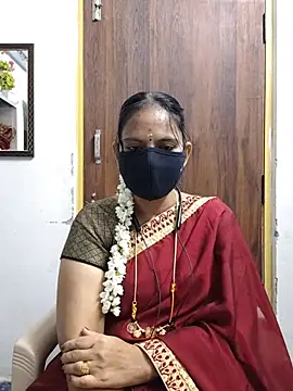 Snapshot of Tamil_white_beauty chatting on 07-08-26, 07:58 Tamil white beauty online show from 07-08-26, 07:58