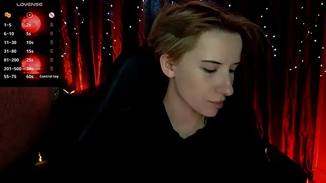 Snapshot of _Shadow_devil__ chatting on 06-25-26, 04:12 Shadow devil online show from 06-25-26, 04:12