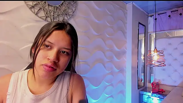 Snapshot of Tifanny-Val chatting on 06-30-26, 12:38 Tifanny-Val online show from 06-30-26, 12:38