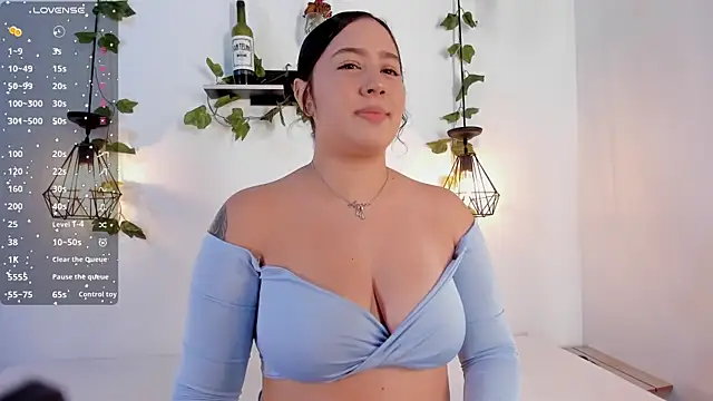 Snapshot of aisha_duque_ chatting on 06-25-26, 07:41 aisha duque online show from 06-25-26, 07:41