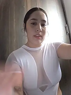 Snapshot of aisha_duque_ chatting on 07-12-26, 10:32 aisha duque online show from 07-12-26, 10:32