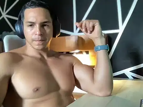 Snapshot of ChrisMattX chatting on 06-26-26, 12:44 ChrisMattX online show from 06-26-26, 12:44