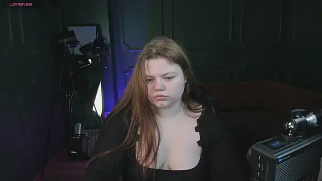 Doublee Trouble online show from 06-25-26, 02:11