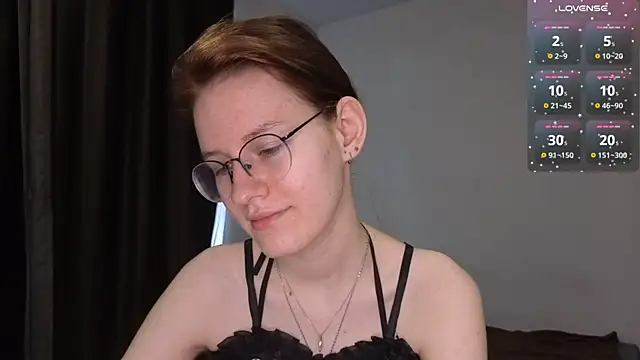 Snapshot of PliantMissus chatting on 06-23-26, 06:22 PliantMissus online show from 06-23-26, 06:22