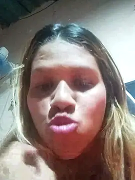 Snapshot of Linda_fox2 chatting on 06-27-26, 11:11 Linda fox2 online show from 06-27-26, 11:11