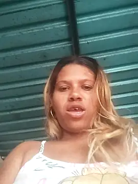 Snapshot of Linda_fox2 chatting on 07-08-26, 06:08 Linda fox2 online show from 07-08-26, 06:08