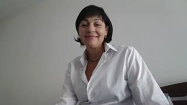 Snapshot of Lakomka499 chatting on 07-17-26, 06:32 Lakomka499 online show from 07-17-26, 06:32