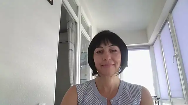 Snapshot of Lakomka499 chatting on 06-16-26, 06:24 Lakomka499 online show from 06-16-26, 06:24