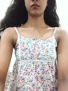 Snapshot of kavita_45 chatting on 07-07-26, 07:06 kavita 45 online show from 07-07-26, 07:06