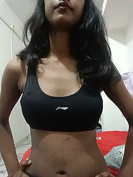 Snapshot of kavita_45 chatting on 07-16-26, 06:05 kavita 45 online show from 07-16-26, 06:05