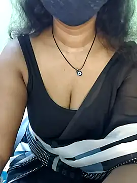 Snapshot of chitrasex1 chatting on 07-16-26, 09:01 chitrasex1 online show from 07-16-26, 09:01