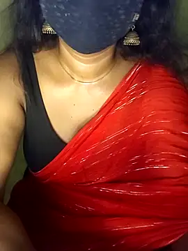 Snapshot of chitrasex1 chatting on 06-26-26, 11:32 chitrasex1 online show from 06-26-26, 11:32