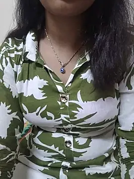 Snapshot of Ritika_jha01 chatting on 07-31-26, 04:48 Ritika jha01 online show from 07-31-26, 04:48