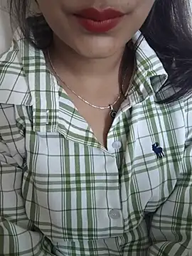 Snapshot of Ritika_jha01 chatting on 07-17-26, 05:04 Ritika jha01 online show from 07-17-26, 05:04