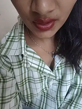 Snapshot of Ritika_jha01 chatting on 07-15-26, 04:30 Ritika jha01 online show from 07-15-26, 04:30