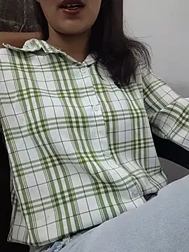 Snapshot of Ritika_jha01 chatting on 07-05-26, 04:19 Ritika jha01 online show from 07-05-26, 04:19