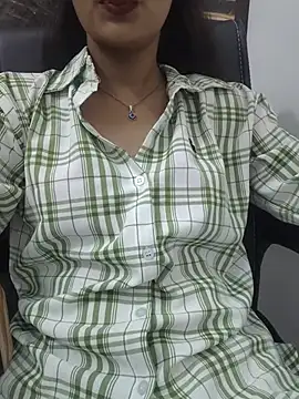 Snapshot of Ritika_jha01 chatting on 07-02-26, 06:30 Ritika jha01 online show from 07-02-26, 06:30