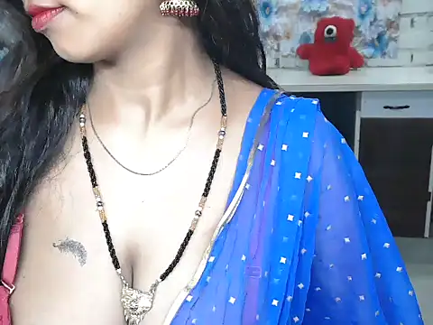 Snapshot of NottyMomo chatting on 07-10-26, 10:37 NottyMomo online show from 07-10-26, 10:37