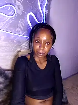 Snapshot of Pretty-Caramel1 chatting on 06-19-26, 10:25 Pretty-Caramel1 online show from 06-19-26, 10:25