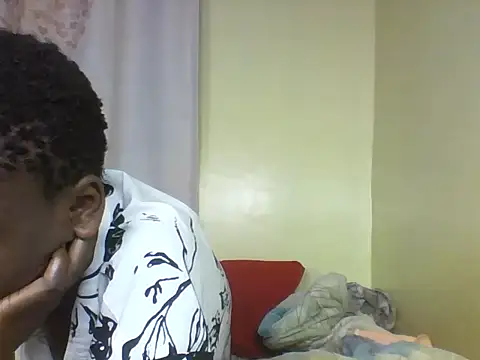 Snapshot of Liah_glo chatting on 07-14-26, 03:07 Liah glo online show from 07-14-26, 03:07