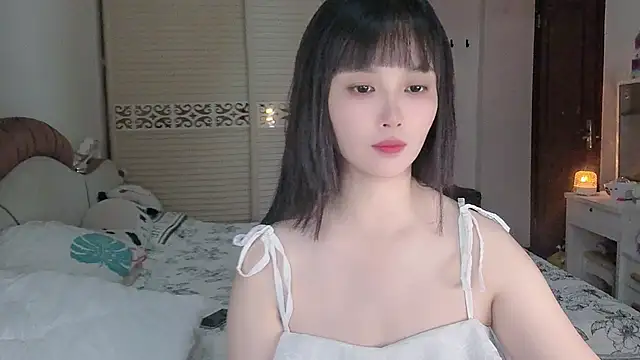 Snapshot of Yesqiko chatting on 07-27-26, 06:31 Yesqiko online show from 07-27-26, 06:31