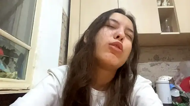 MathaEspejo online show from 06-13-26, 05:44