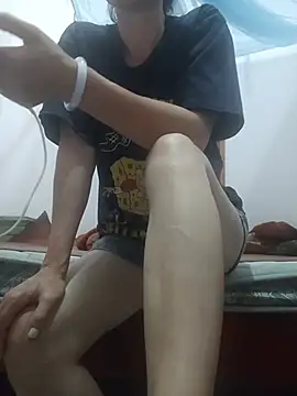 Snapshot of Bong_Hoa chatting on 07-21-26, 11:50 Bong Hoa online show from 07-21-26, 11:50
