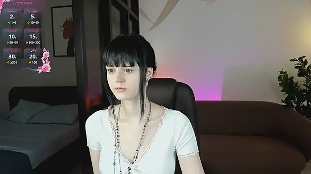 Michelle Rain online show from 06-17-26, 07:30