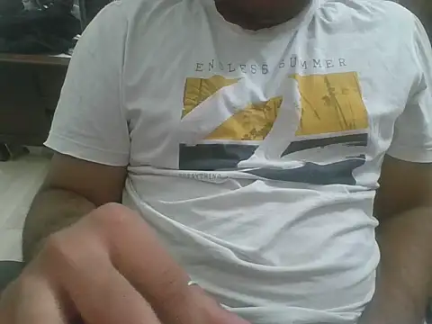 kkkkanu13 online show from 06-17-26, 03:55