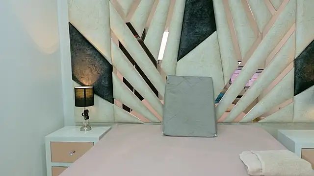 LunaySebastian online show from 07-08-26, 02:18