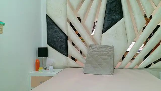 LunaySebastian online show from 07-25-26, 02:34