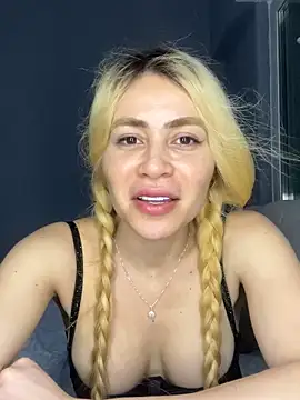 sabriloirinha online show from 06-15-26, 01:06
