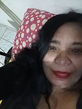 Snapshot of Ariais502026 chatting on 06-14-26, 01:24 Ariais502026 online show from 06-14-26, 01:24
