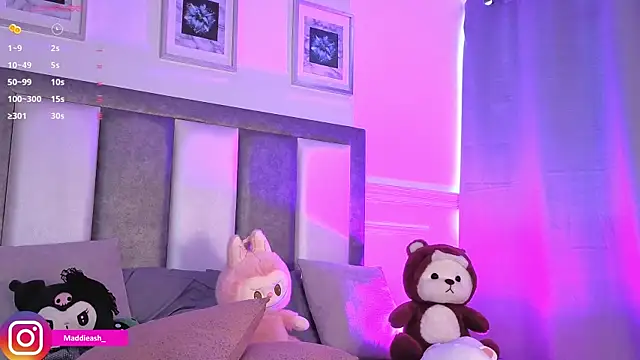 MadieAsh online show from 07-10-26, 09:04