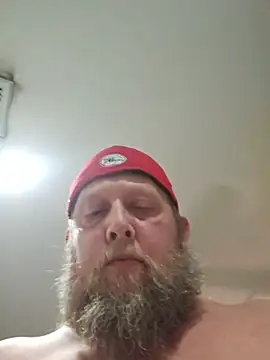 Snapshot of FunBoyBottim chatting on 07-14-26, 02:05 FunBoyBottim online show from 07-14-26, 02:05