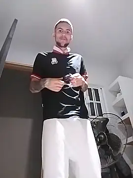 Xxxruben123 online show from 06-19-26, 03:23