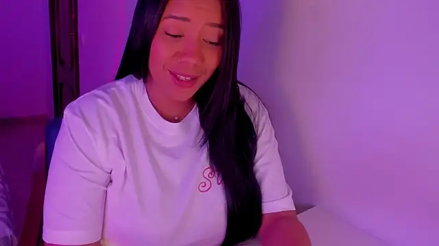 NicolePasqualott online show from 02-04-26, 08:37