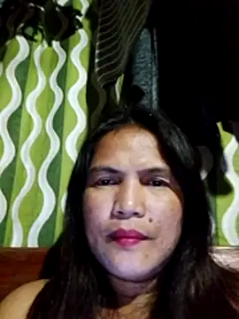 Snapshot of Scarletkiss01 chatting on 07-11-26, 04:18 Scarletkiss01 online show from 07-11-26, 04:18