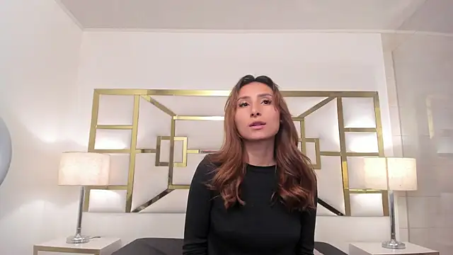 VivieneLuxe online show from 07-29-26, 07:40