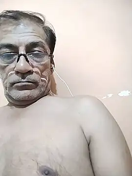 Snapshot of Prince_Aamit chatting on 06-18-26, 11:32 Prince Aamit online show from 06-18-26, 11:32