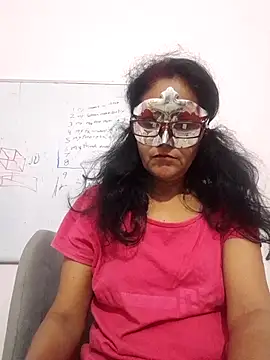 Snapshot of Indianbhaabhi chatting on 07-18-26, 07:55 Indianbhaabhi online show from 07-18-26, 07:55