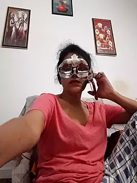 Snapshot of Indianbhaabhi chatting on 08-05-26, 06:51 Indianbhaabhi online show from 08-05-26, 06:51