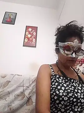 Snapshot of Indianbhaabhi chatting on 07-29-26, 12:26 Indianbhaabhi online show from 07-29-26, 12:26