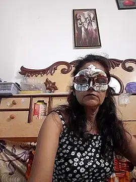 Snapshot of Indianbhaabhi chatting on 07-09-26, 12:04 Indianbhaabhi online show from 07-09-26, 12:04