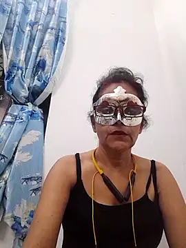 Snapshot of Indianbhaabhi chatting on 07-17-26, 07:33 Indianbhaabhi online show from 07-17-26, 07:33