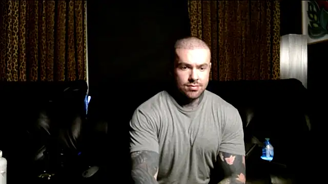 Snapshot of nathaniel_13 chatting on 06-22-26, 12:27 nathaniel 13 online show from 06-22-26, 12:27